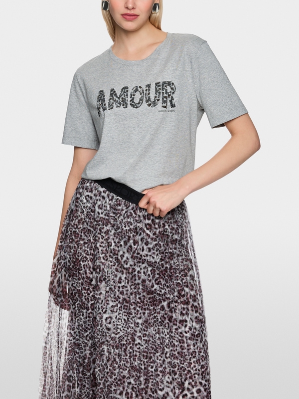 T-shirt with sequins