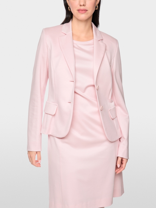 Fitted stretch blazer with lapels