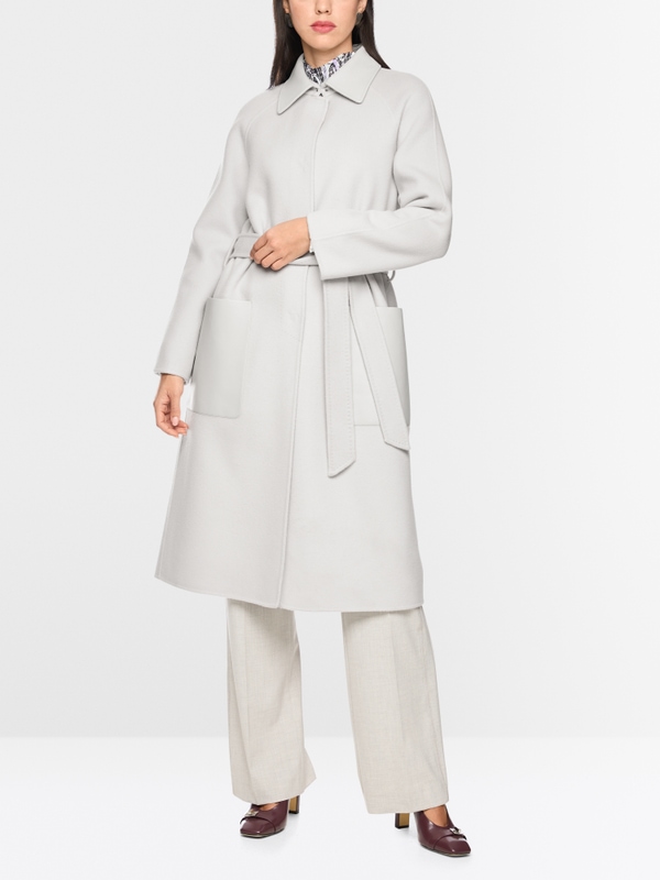 Short coat with leather details