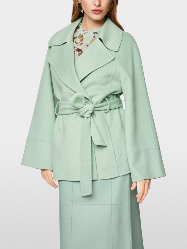 Short wool coat