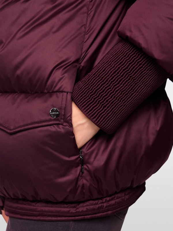 Quilted jacket with fur collar