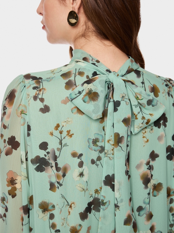 Robe à fleurs avec volants
