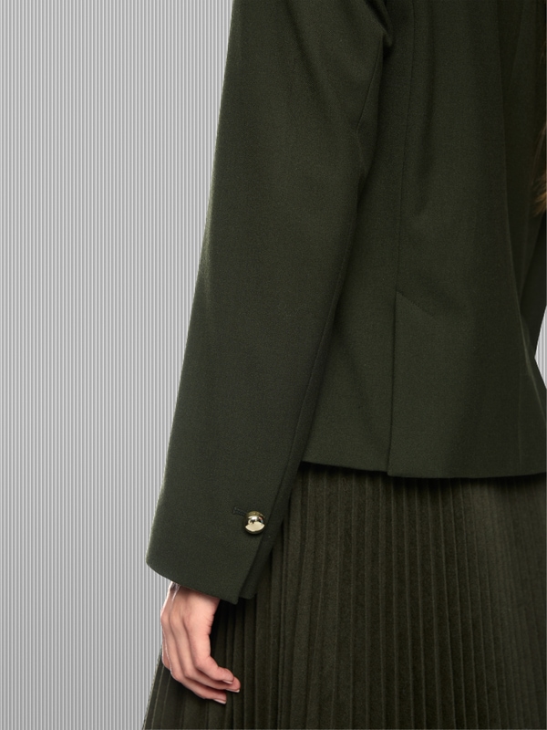 Fitted double-breasted blazer