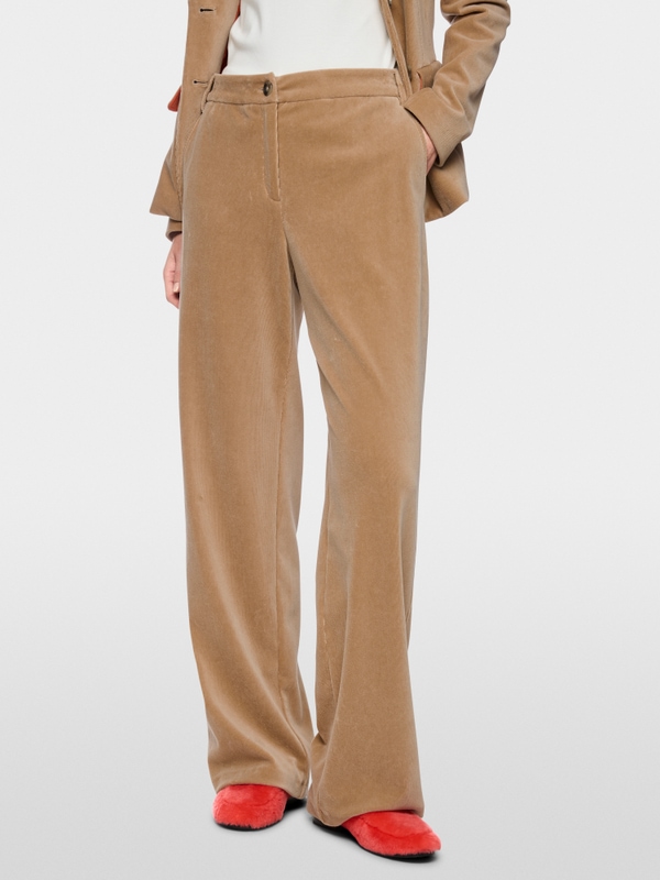 WUKARI fine corduroy trousers