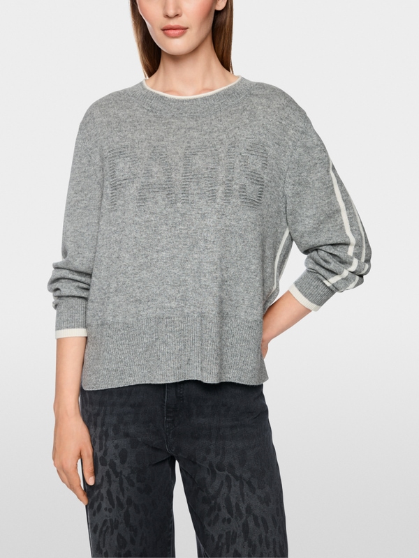 Knitted jumper with lettering