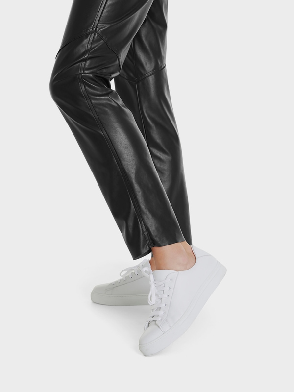 Pants in artificial leather