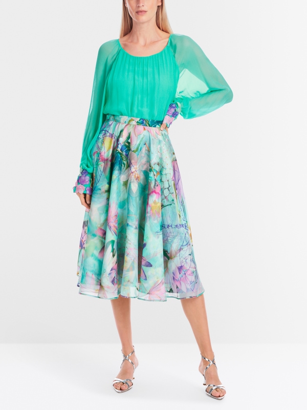 Overhemdblouse van fijne viscosecrêpe