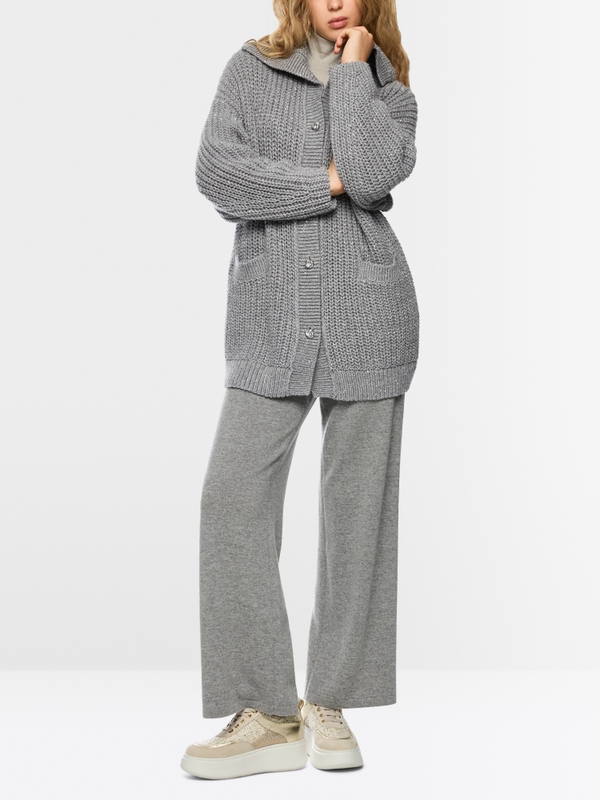 Cardigan Tricoté en Allemagne