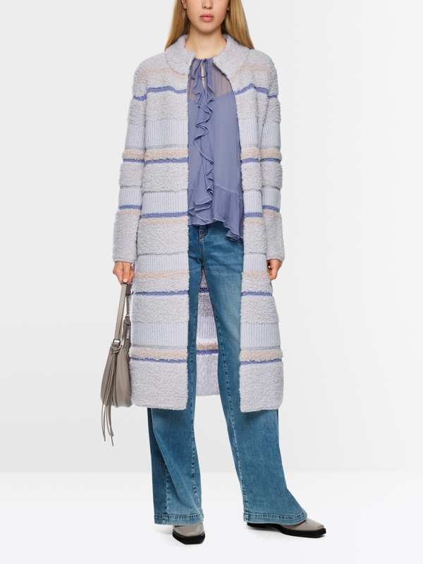 Lange gebreide jas, Knitted in Germany