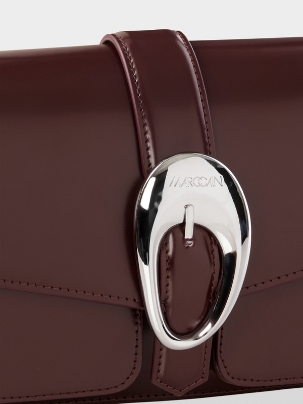 Sac à bandoulière élégant avec boucle logo