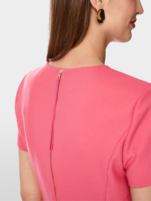 Klassisches Kleid