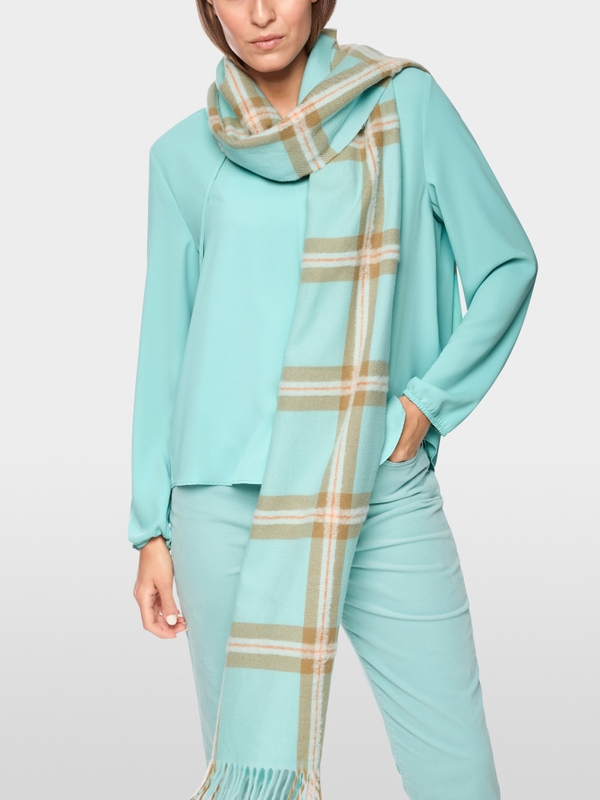 Flowing slip-on blouse with bow