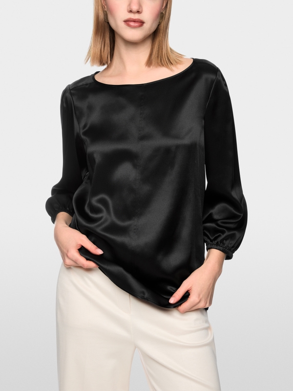 Feminine blouse in pure silk