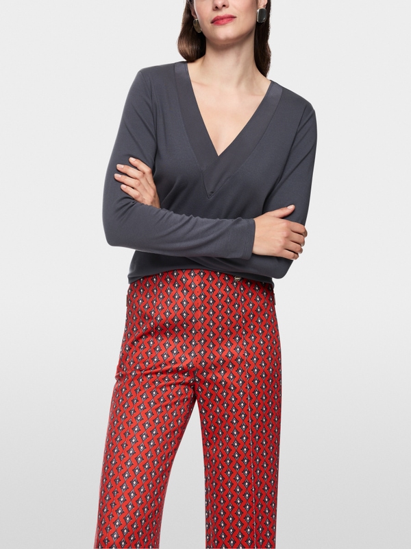 Long-sleeved top with silk trim