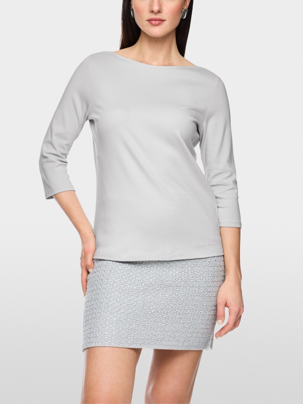 T-shirt with boat neck