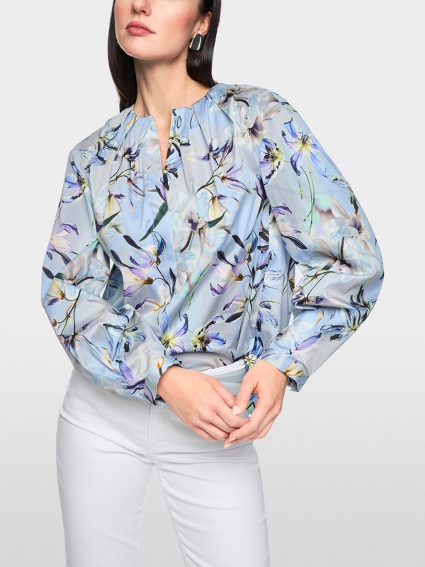 Blouse with all-over lily print