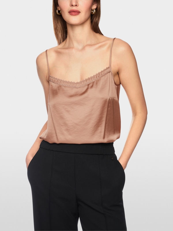 Top élégant à bretelles avec dentelle