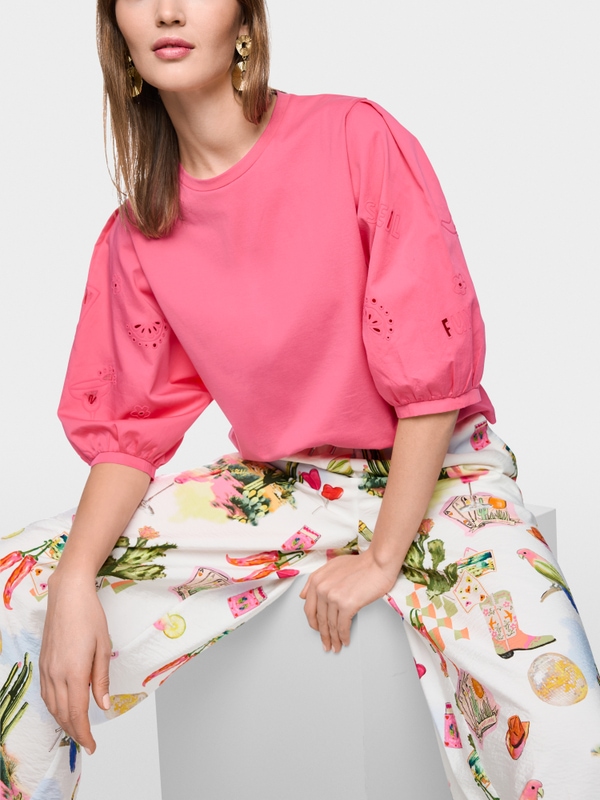 Shirt with 3/4 balloon sleeves