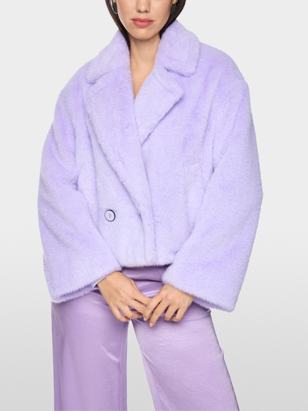 Short faux fur outdoor coat