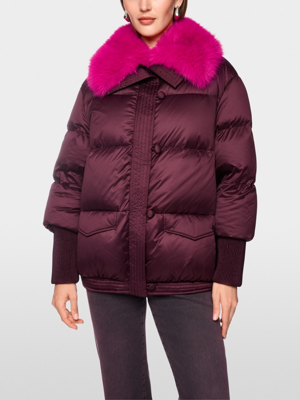 Quilted jacket with fur collar