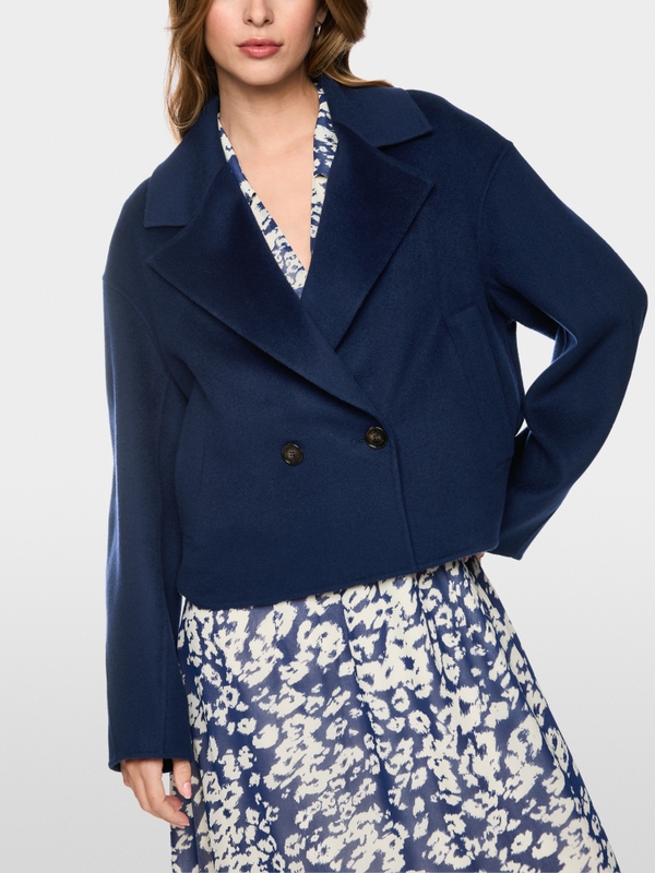 Short wool jacket