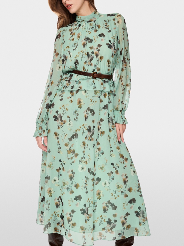 Robe à fleurs avec volants