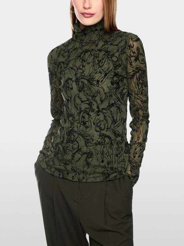 Shirt with velvet flocking