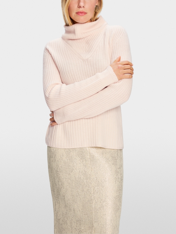 Pull à col montant Knitted in Germany