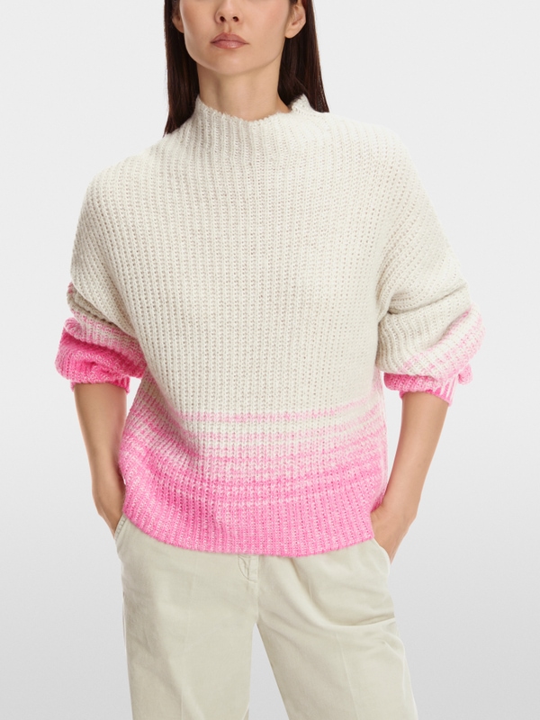 Oversized-Pullover Knitted in Germany