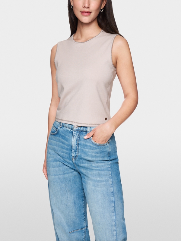 Top fin Knitted in Germany