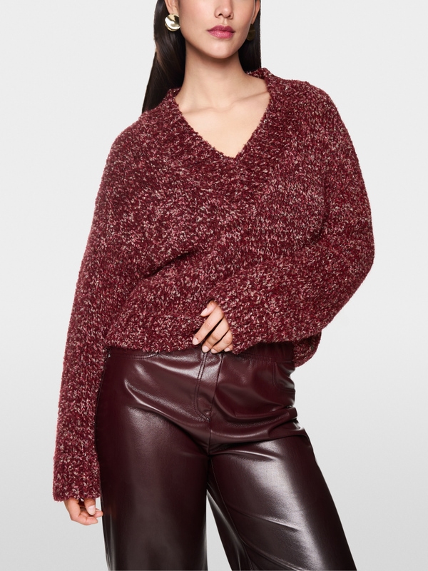 Pull pailleté tricoté en Allemagne