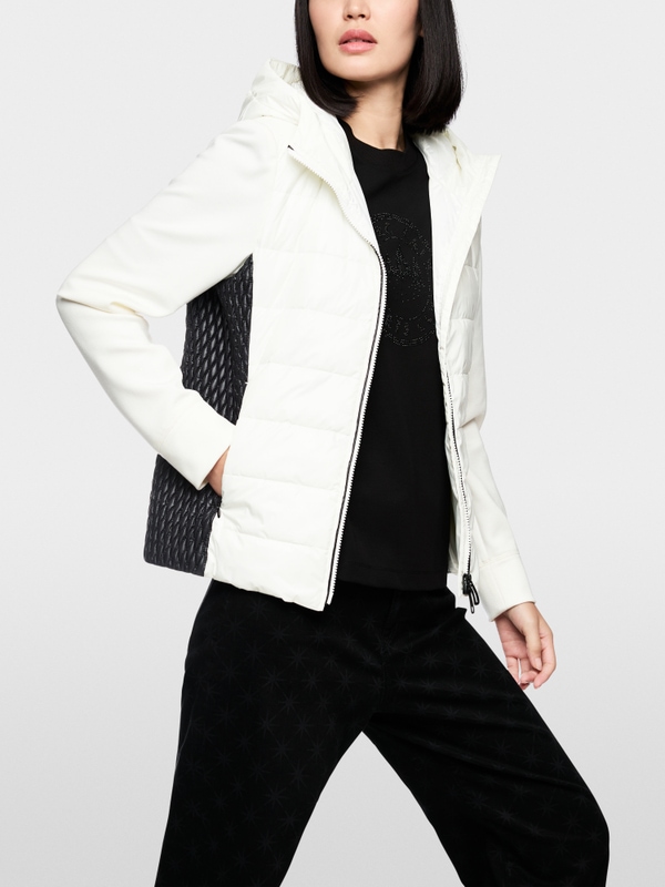 Jacke mit Fake-Daune und Kapuze