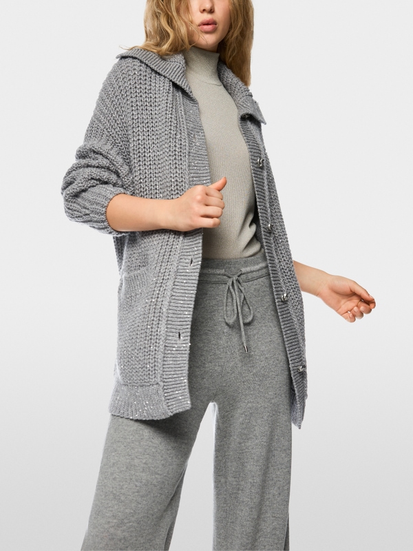 Cardigan Tricoté en Allemagne