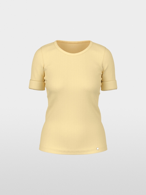 Slim-fit T-shirt with 3/4 sleeves