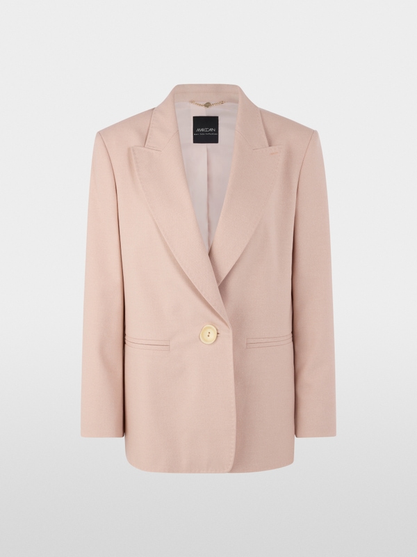 Blazer in a casual boyfriend style