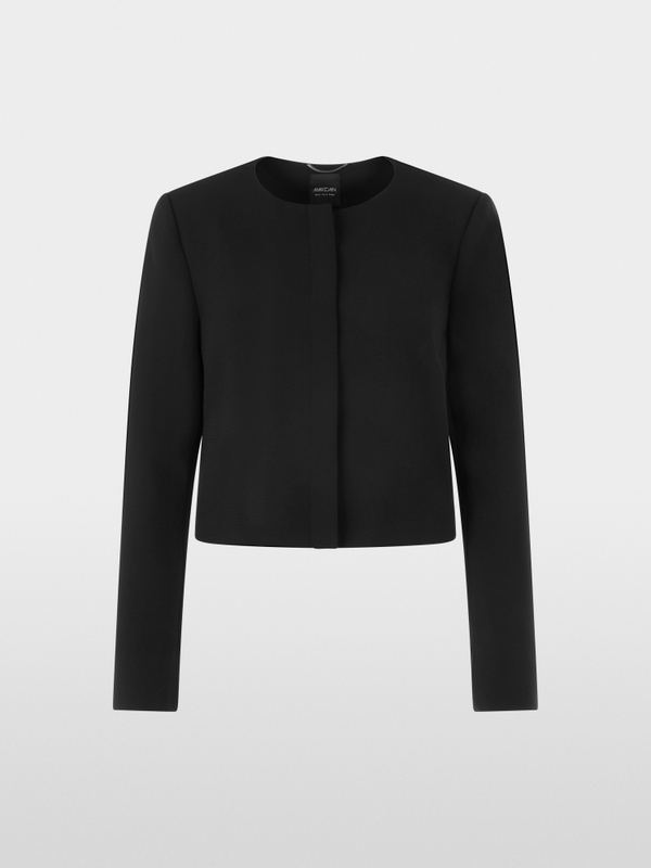 Short jacket with shoulder emphasis