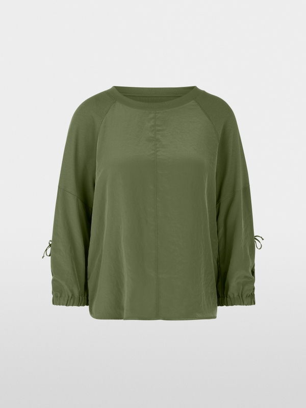 Blouse shirt in a mix of materials