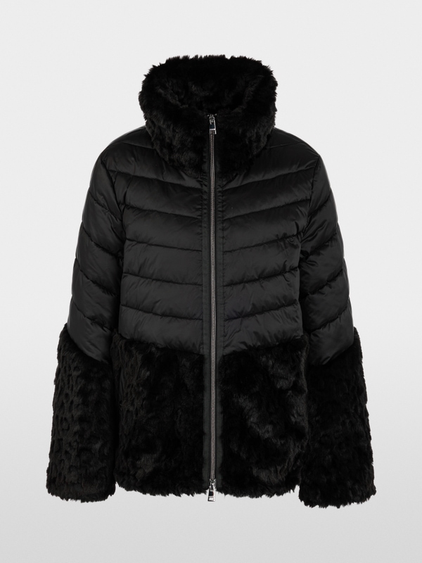 Quilted jacket with faux fur