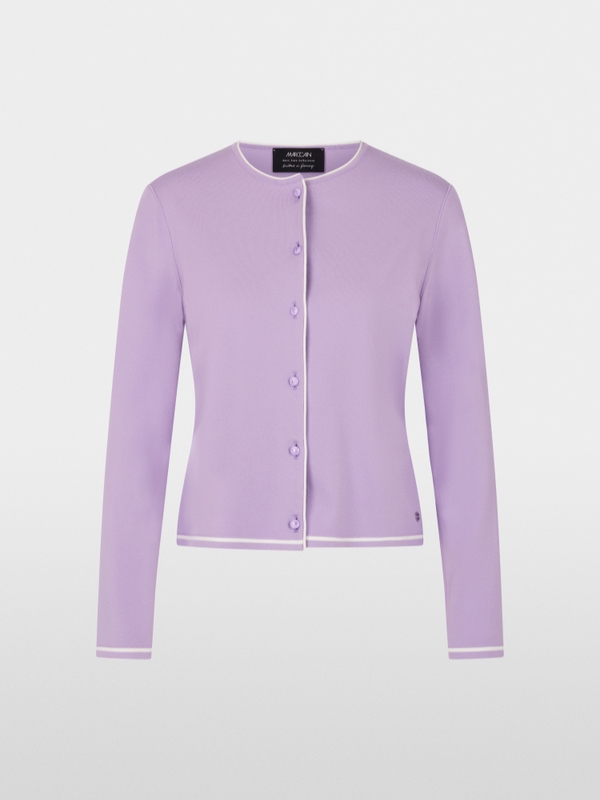 Cardigan tricoté en Allemagne