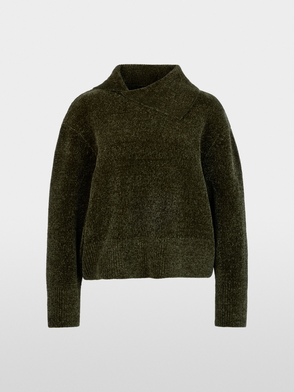Chenille yarn turtleneck jumper