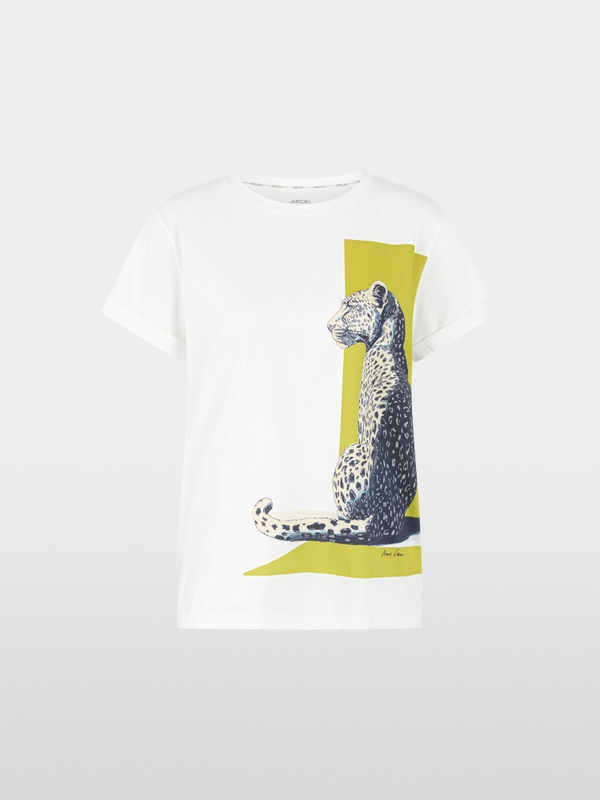 T-shirt with leopard print