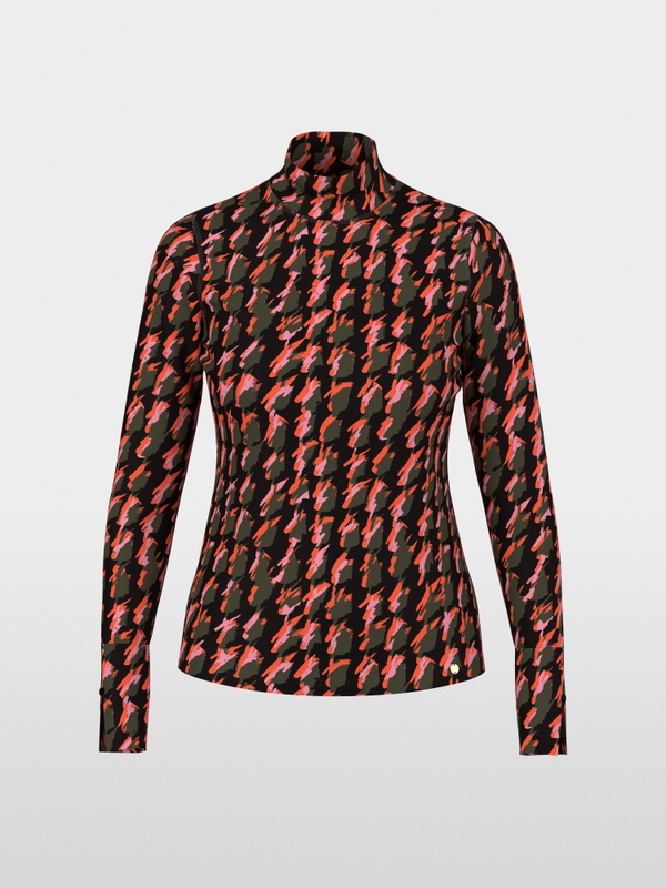 Shirt with abstract houndstooth pattern