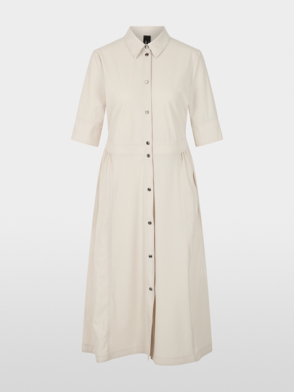 Robe mi-longue en tissu extensible