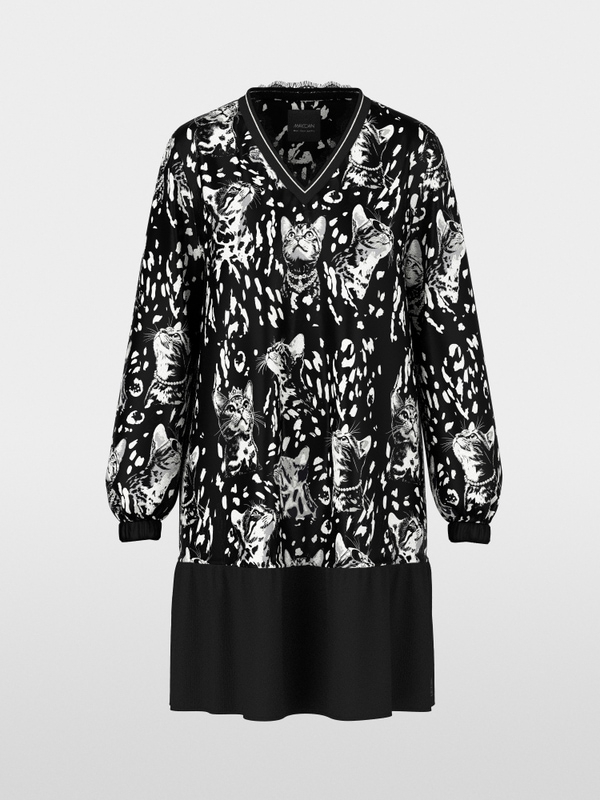 Dress with print and flounce