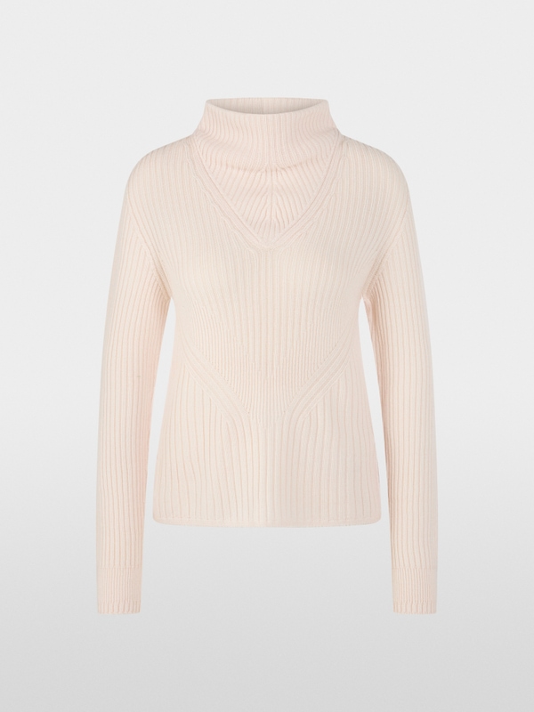 Pull à col montant Knitted in Germany