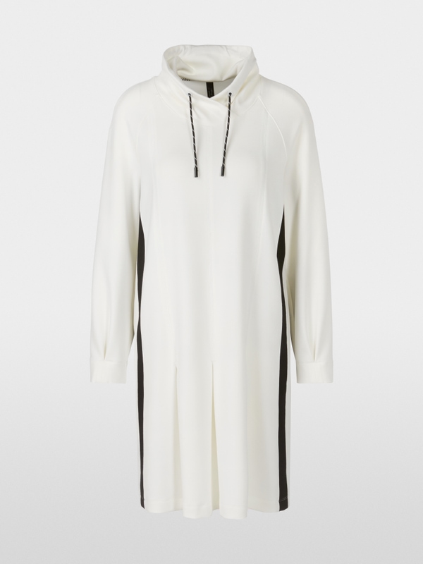 Kurzes Kleid mit  Kellerfalten