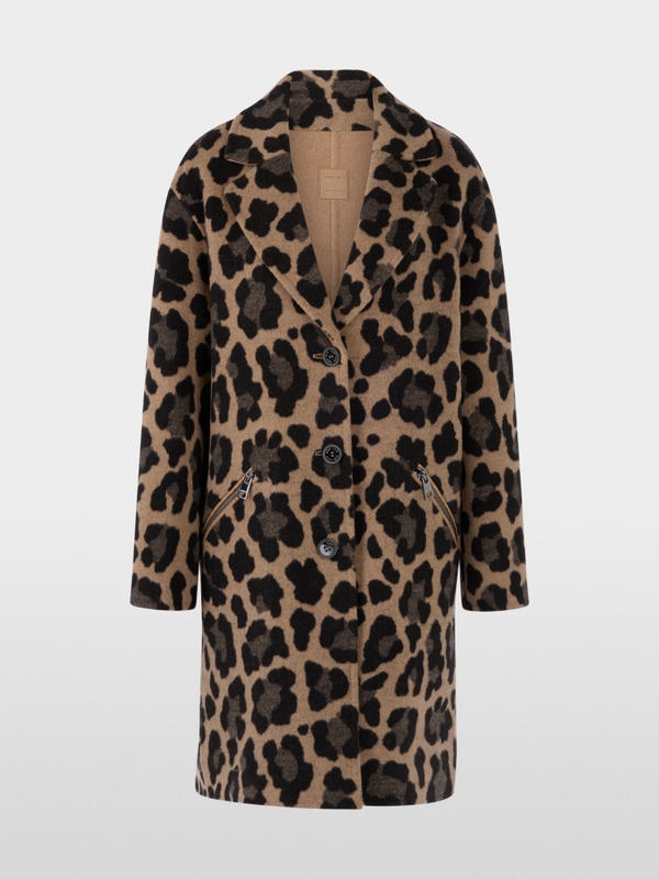 Reversible coat with leopard print