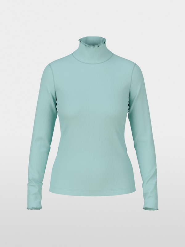 Plain long-sleeved turtleneck shirt