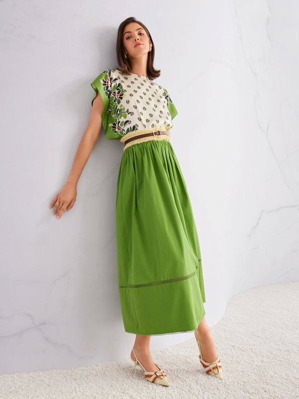 Flared maxi skirt with lace