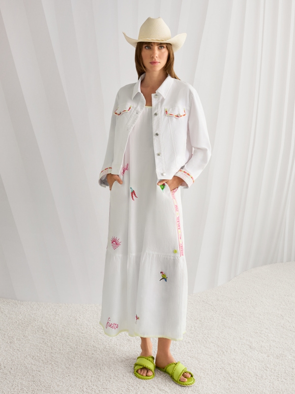 Sleeveless midi dress with embroidery